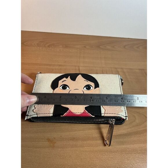 Loungefly Disney LILO & STITCH & Scrump Crossbody Bifold Wallet Missing Strap - Picture 7 of 8